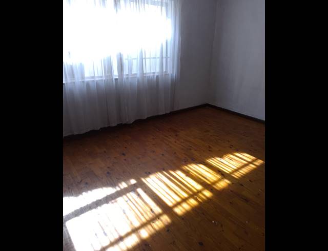 3 bed property to rent in FAIRFIELD ESTATE
